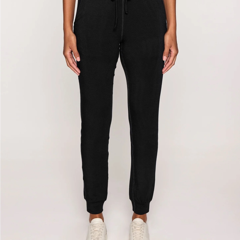 Women's Black lululemon Jogger Pants